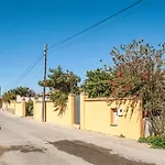 Cortijo La Dehesa * קוניל דה לה פרונטרה